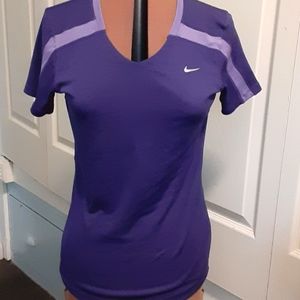 Nike Dri-fit tshirt. Size small. EUC.